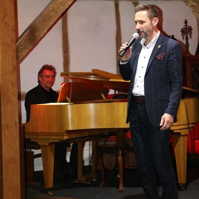 Bild vergr&ouml;&szlig;ern: Heimat-Preis Bürgermeister Pianist